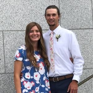 Meet your Posher, Marisa